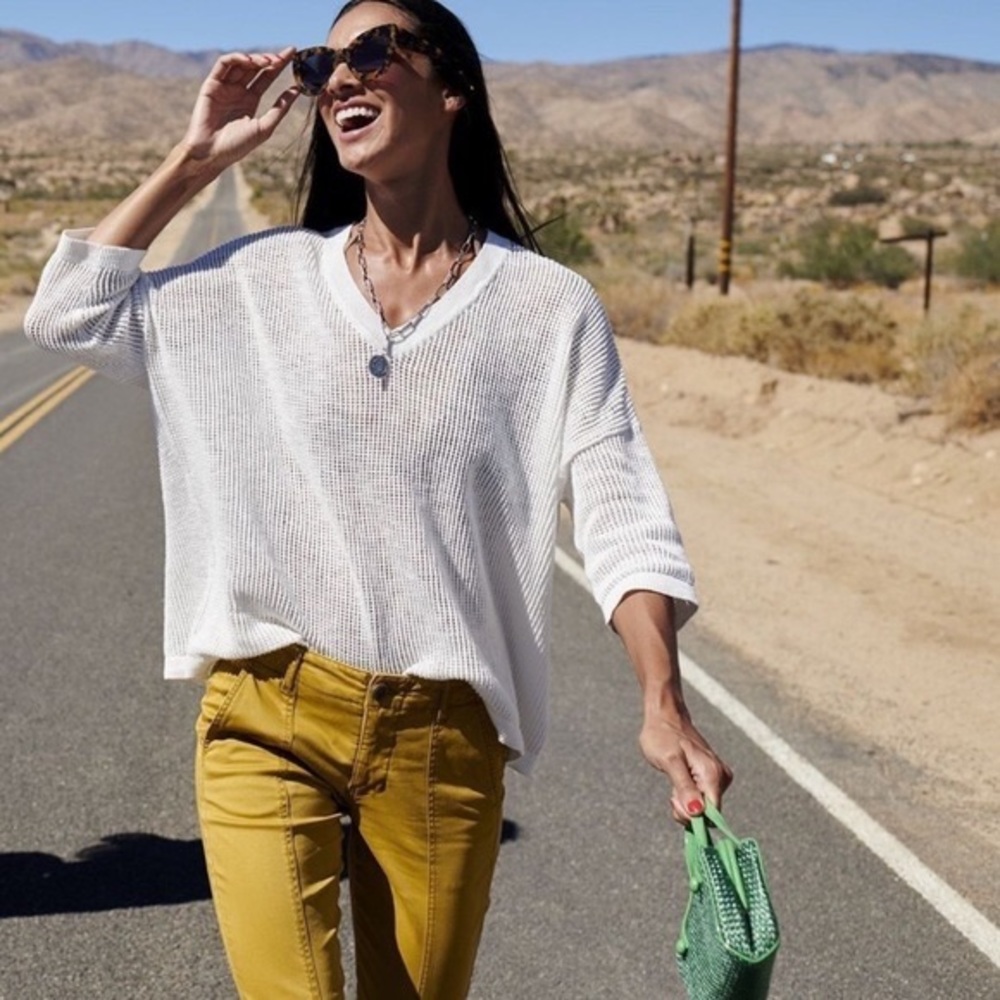 Cabi Breeze Pullover size small, EUC